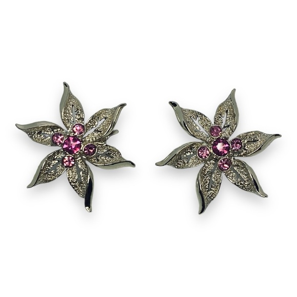 Vintage Sarah Coventry Gold Tone Pink Rhinestone Flower Clip On Earrings - Picture 3 of 5